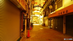 休日の商店街①