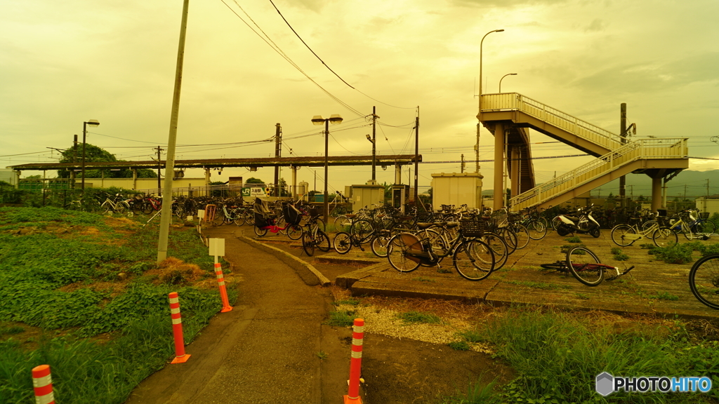 田んぼの中の無人駅②