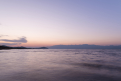 夕暮れの琵琶湖～新海浜水泳場にて～