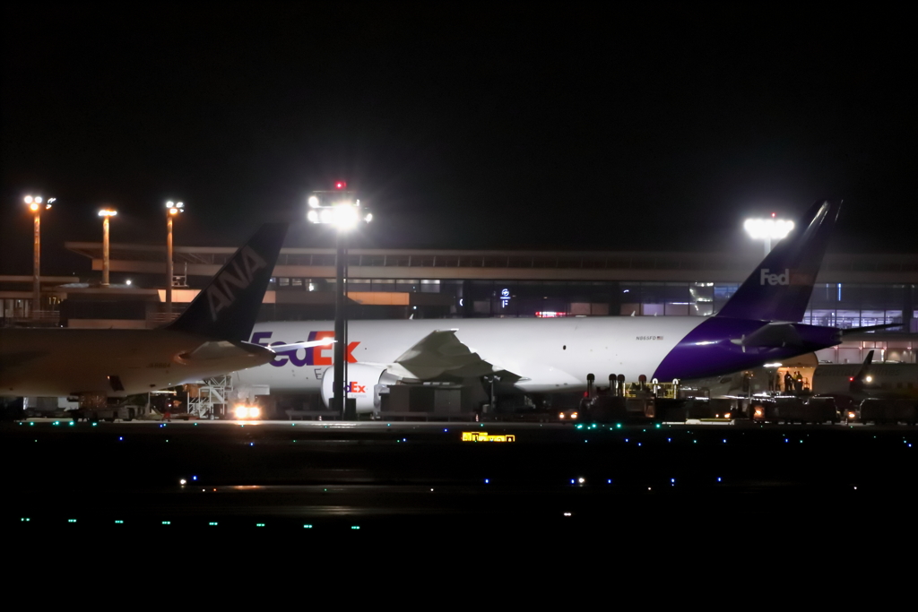 空港夜景