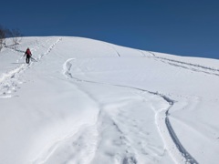 東谷山はもう直ぐ