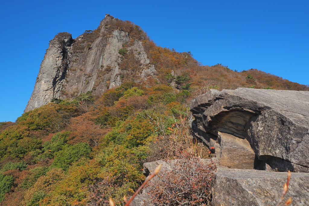 上州子持山　獅子岩へ