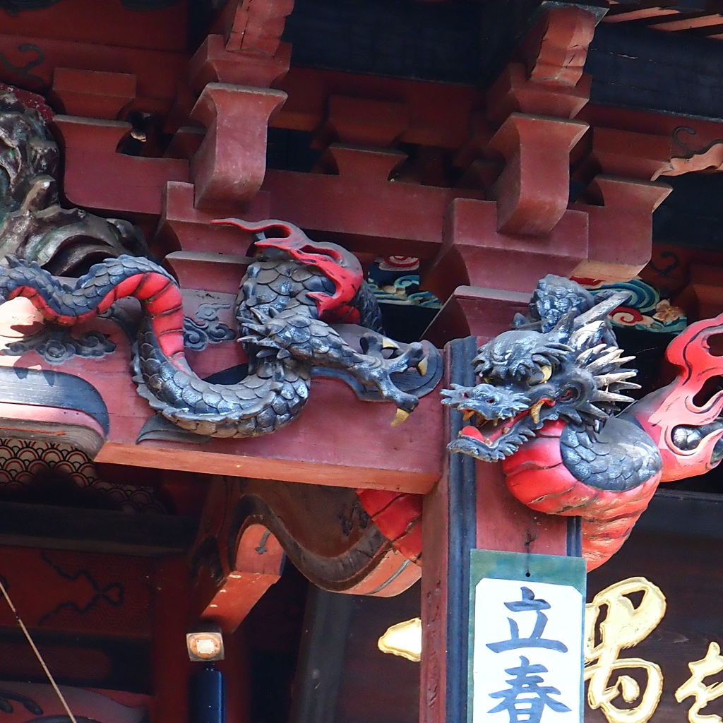 お世話になっている神社で来年の辰を発見