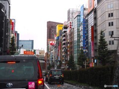 雨の新宿