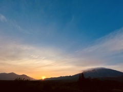 岩手山と夕陽