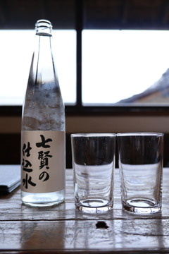テーブル水