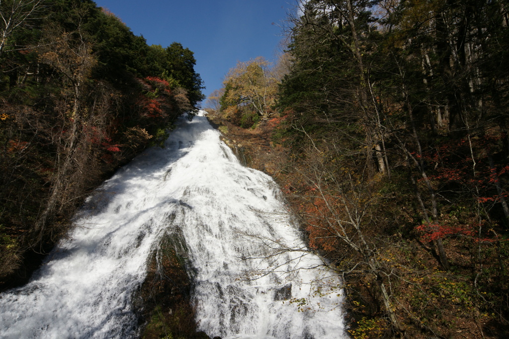 長い滝
