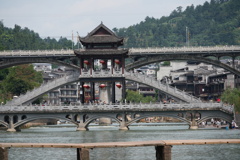 四段の橋