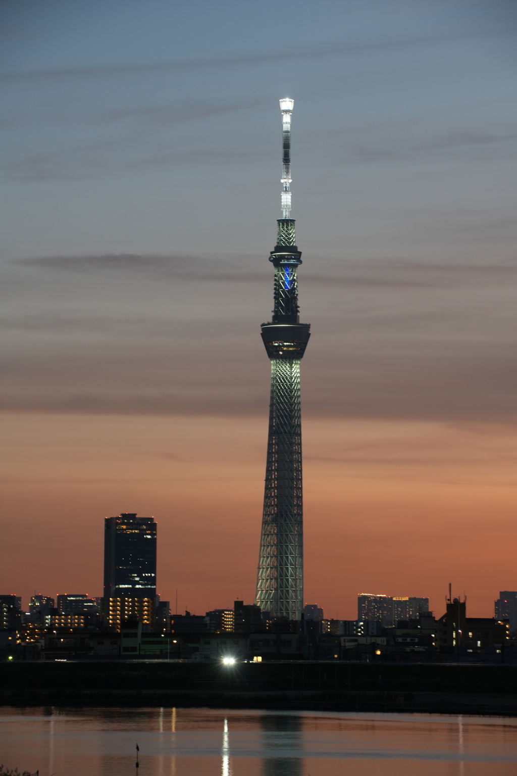 東京の空