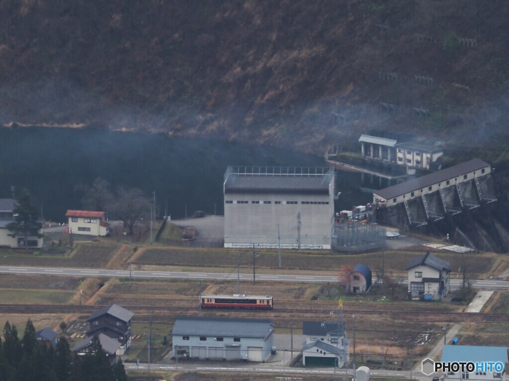 鳥屋ヶ峰から薮神ダム