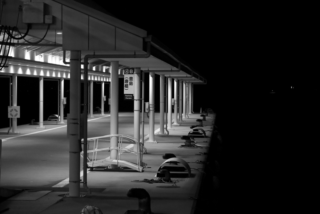 夜の桟橋