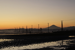夕焼けと干潟
