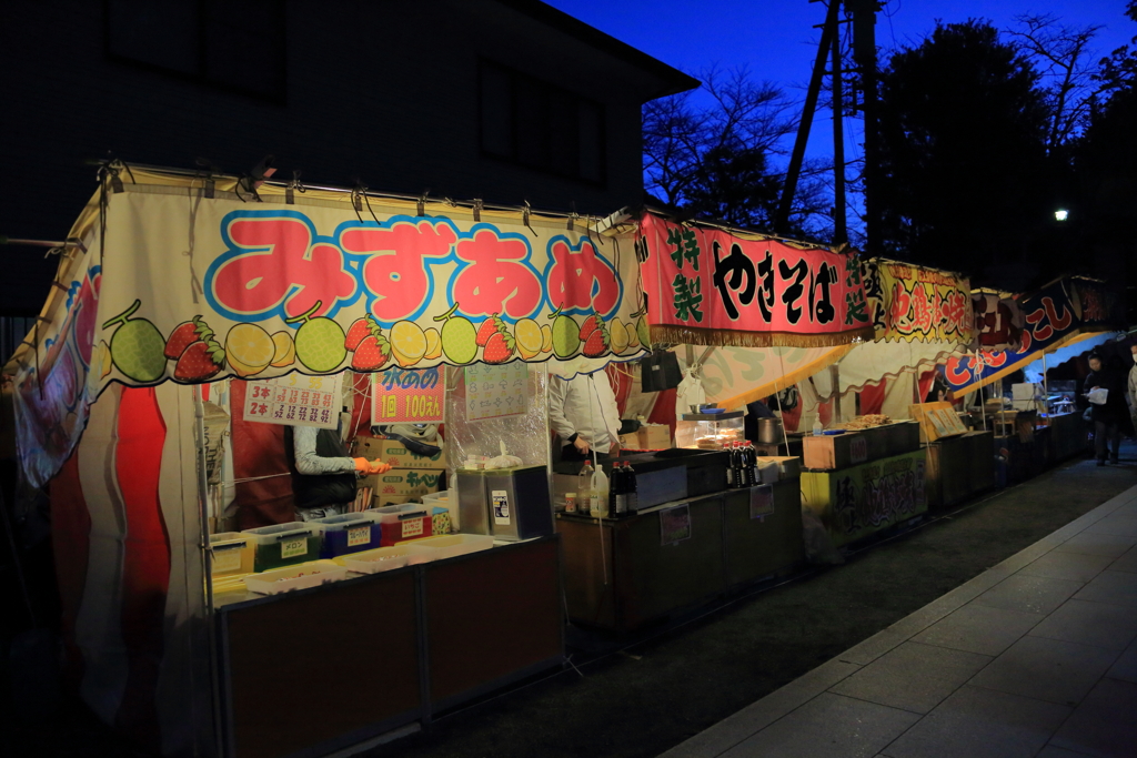 夜明け前の屋台