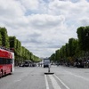 d-040810paris5-34