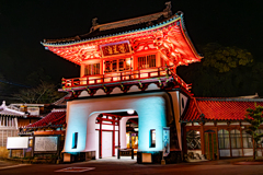 武雄温泉桜門