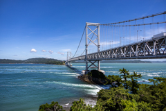 大橋の雄姿