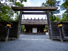 明かりの灯る豊受大神宮