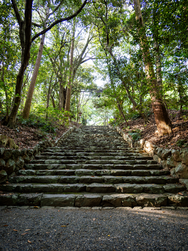 神域へ
