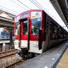 近鉄列車がやって来る