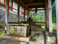 井戸のある手水舎