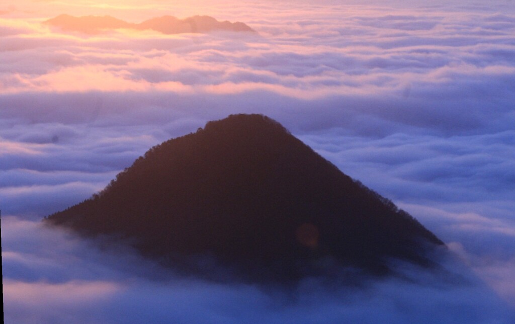 山の海