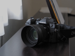 OM-1と56mm f1.4 DC DN