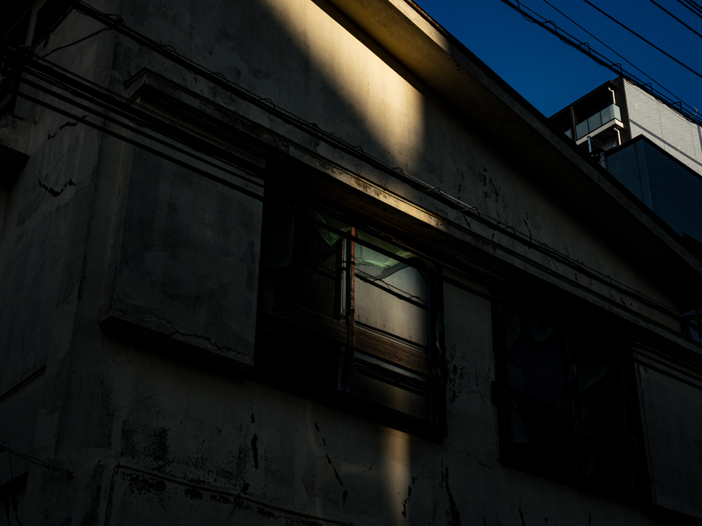 廃墟の日暮れ