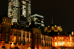 夜の東京駅