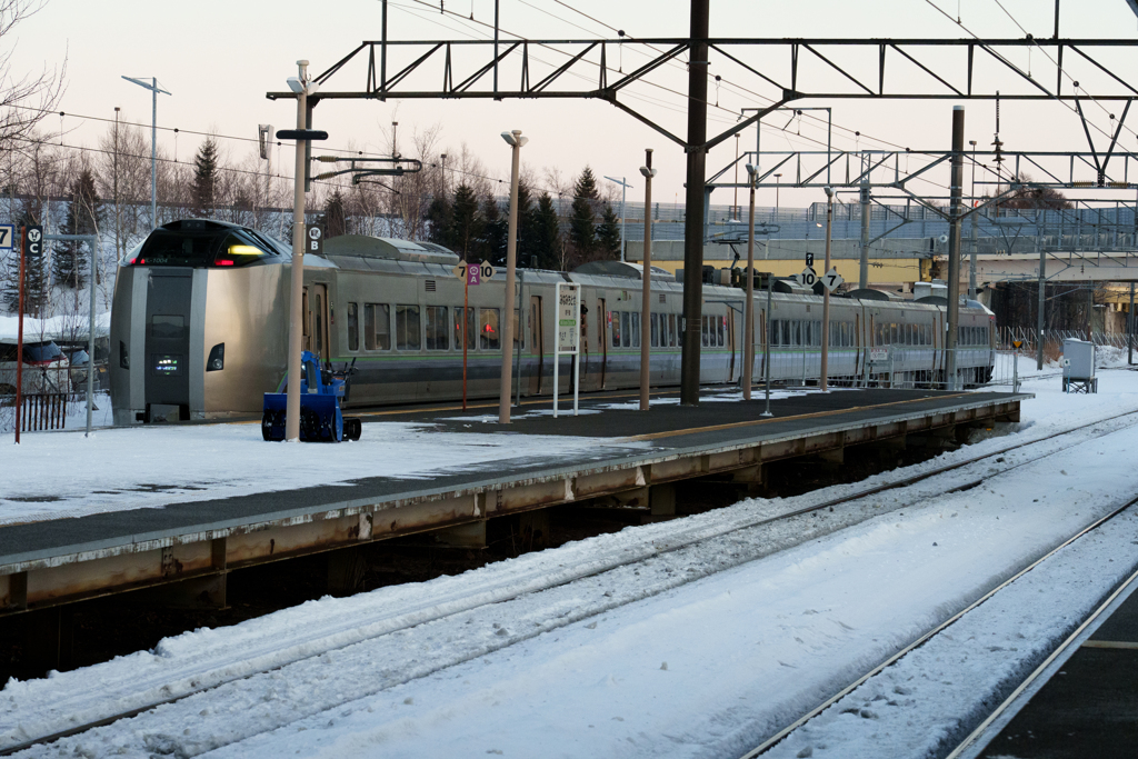 冬の南千歳駅