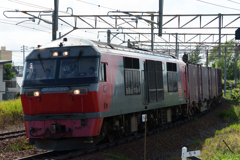 函館本線を走る貨物列車