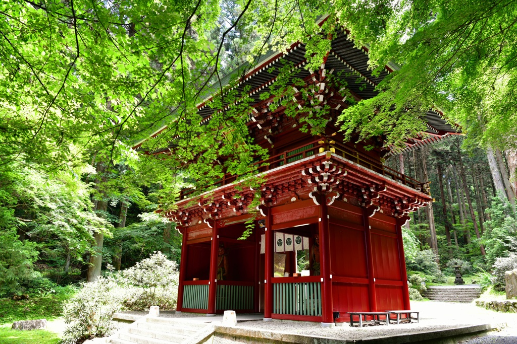御岩神社　楼門