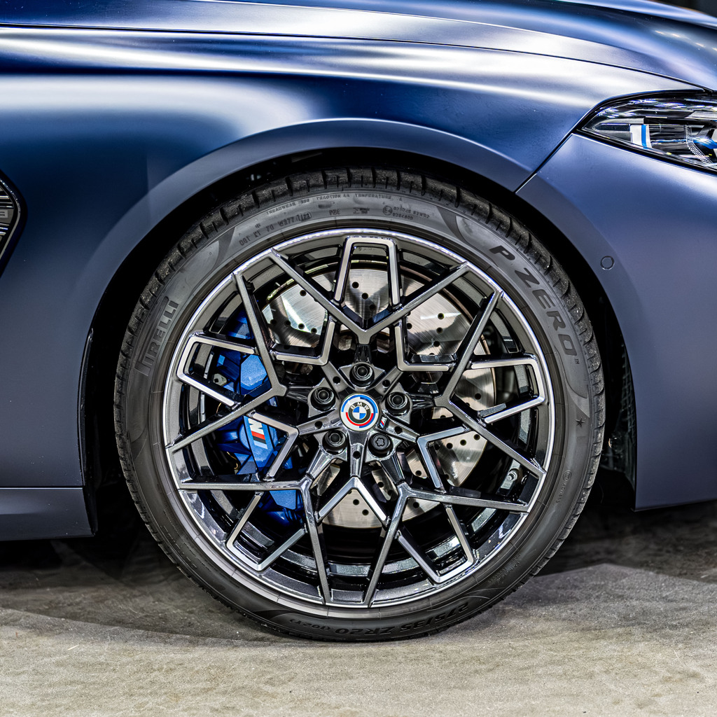 BMW M8