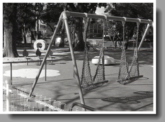 揺れないネットブランコ