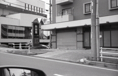 悲しい街角