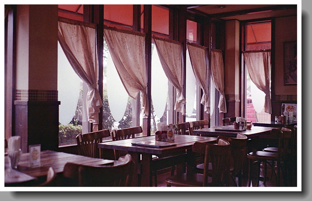 朝一はいい…さて、何処に座ろうか？（笑