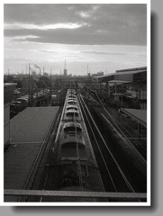 残像を残して…