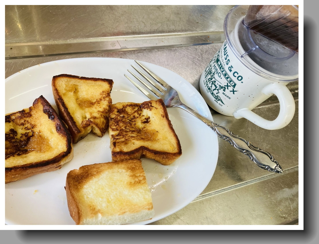 今朝は、シェフ・オズマのフレンチトースト（笑