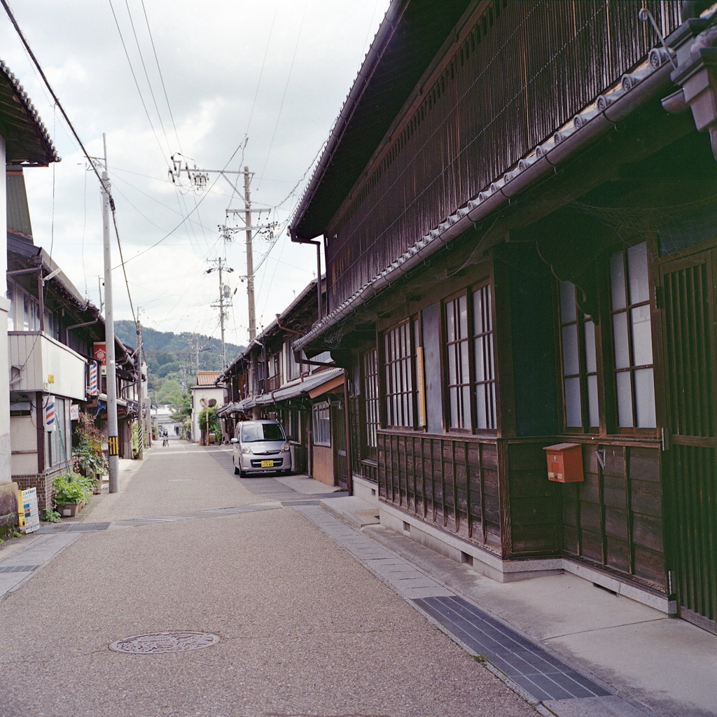 生活感のある横路地