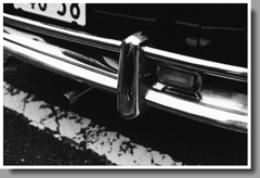 銀メッキのメタルバンパー