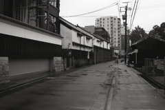 雨の堀川蔵通り（四間道）