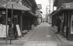 旧街道の路地風景