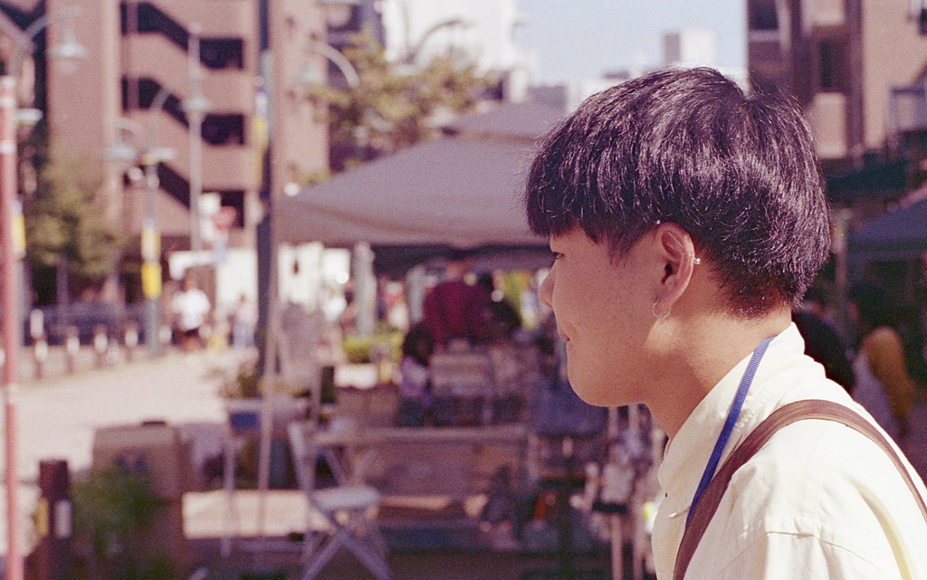 串刺しピアスの岐大生