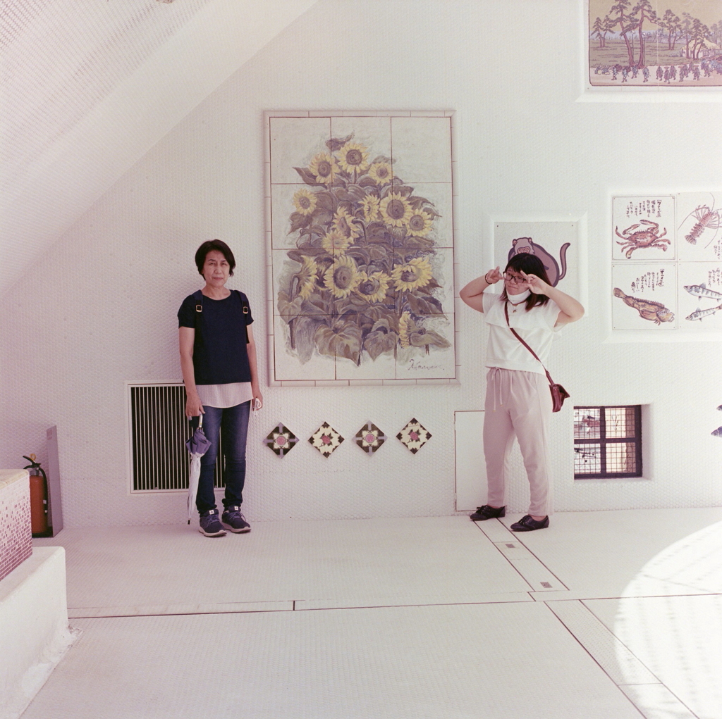 タイルの部屋で…　～2020年ポトレシリーズ