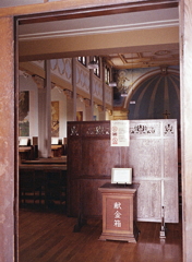 礼拝堂の入口