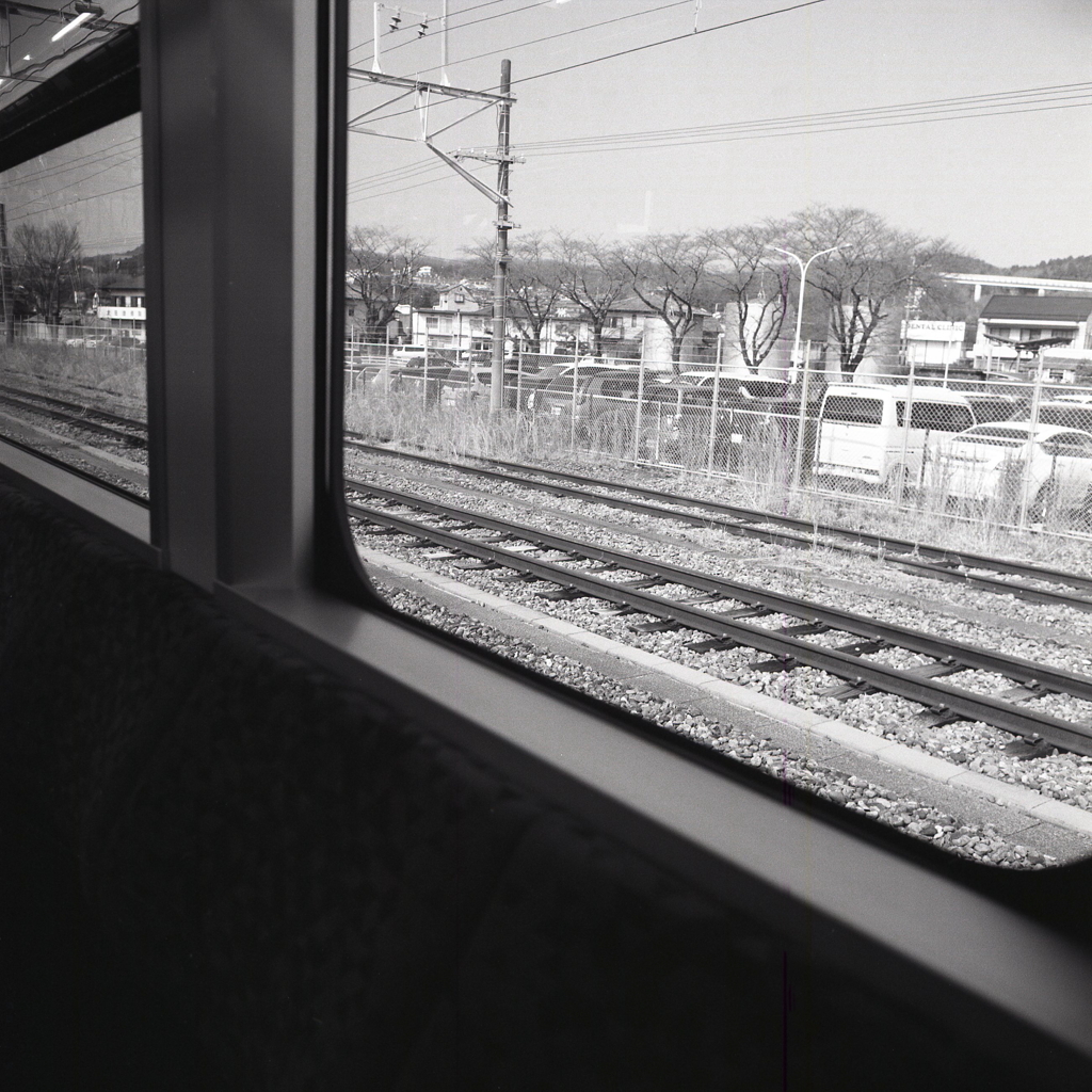 旅立ちの車窓