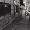 坂道の路地風景