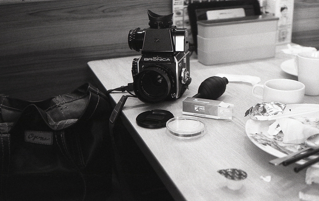 ZENZA BRONICA EC