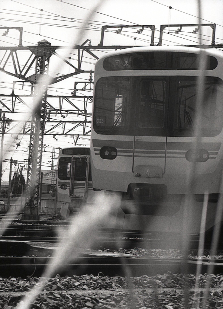 停車する空車両