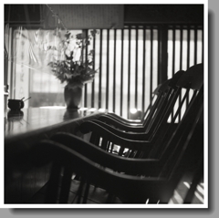 朝の光に揺らめいて…