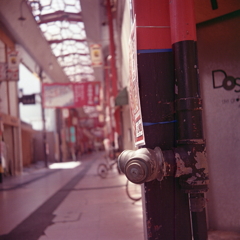商店街の消火栓